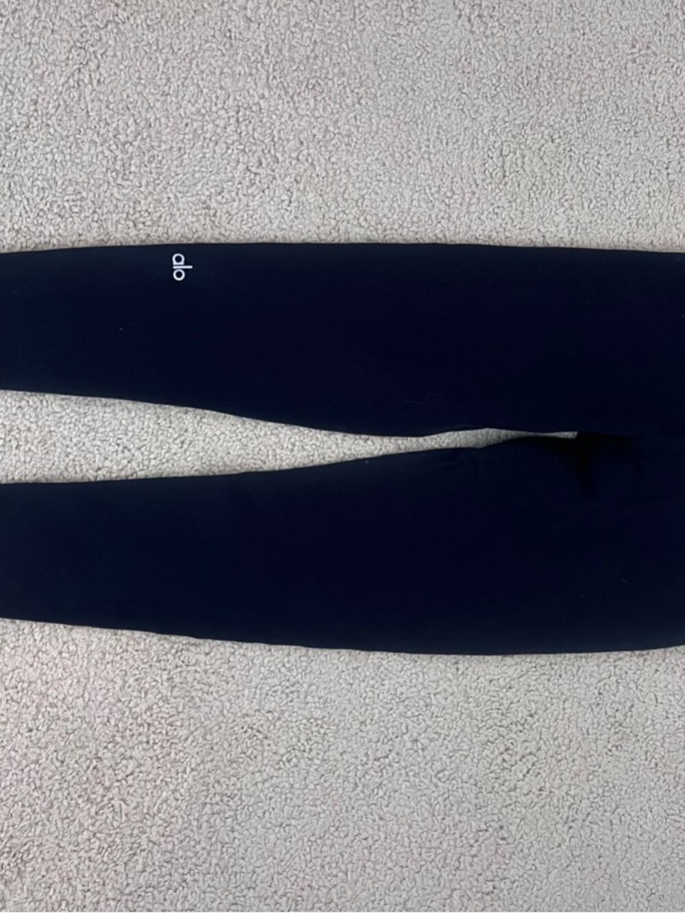 ALO Yoga Black Leggings Full Length Smooth Fabric airbrush